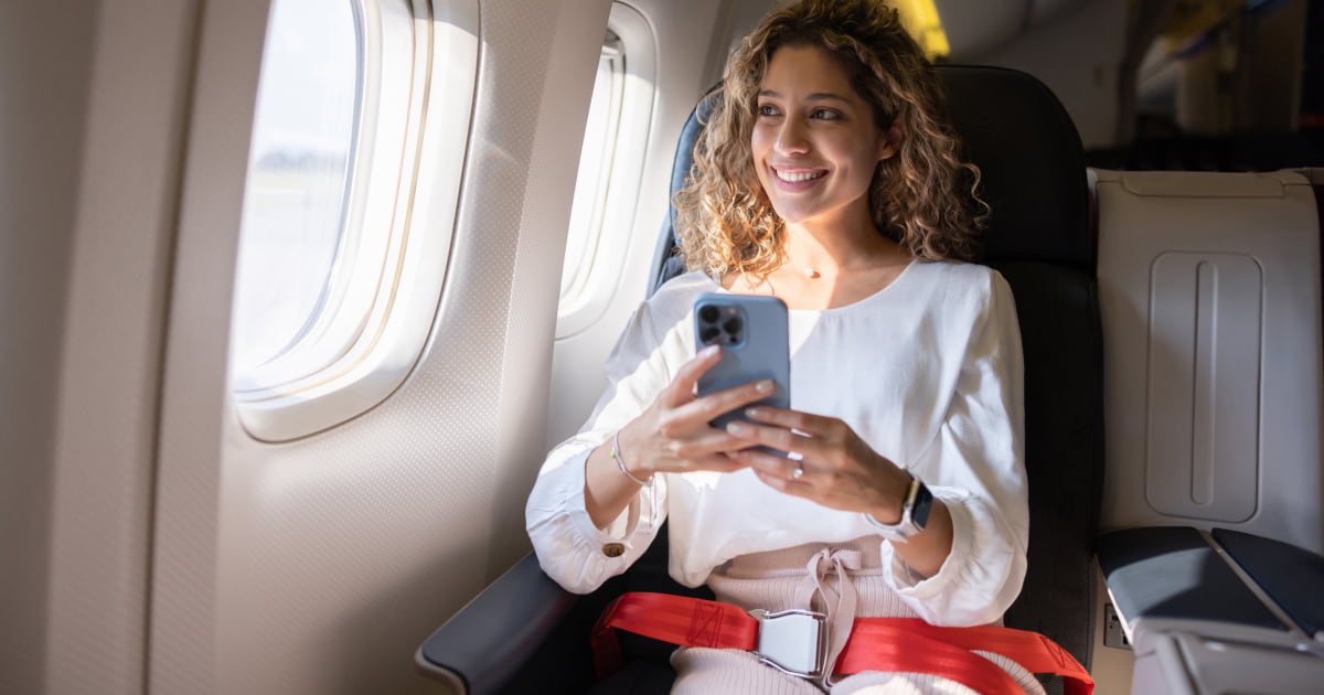 ¿Qué pasa si no pones el modo avión en un vuelo?