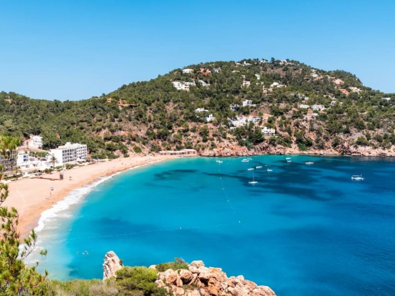 guia alternativa vacaciones en Ibiza